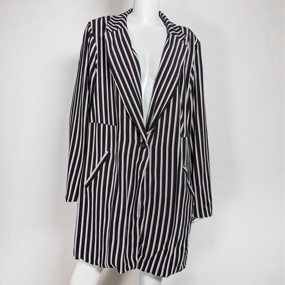 Torrid Black, White And Purple Striped Blazer - Picture 3 of 12